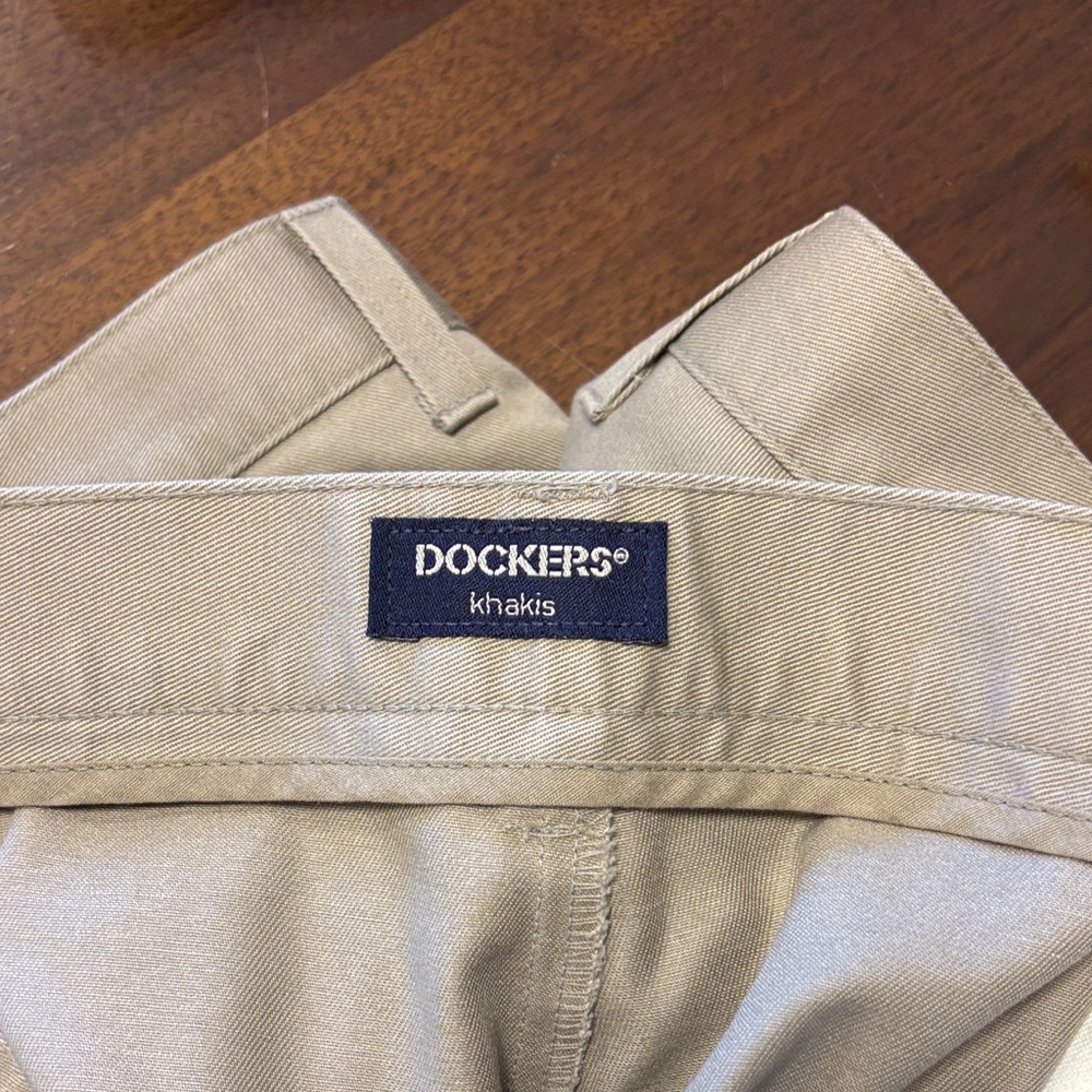 Dockers Khaki Pants